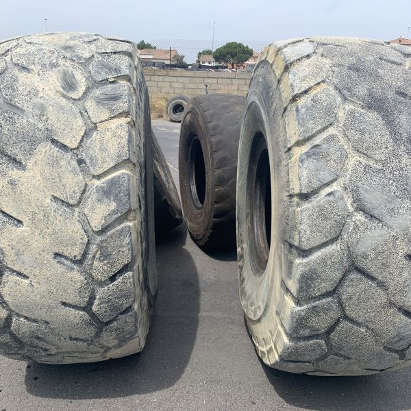 
            29.5/R25 Bridgestone VJT
    

                        xx
        
        
    
    Luchtband

