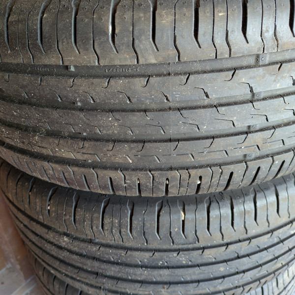 
            215/55R17 Continental Gilles LASSERRE
    

                        98
        
                    V
        
    
    Autovettura

