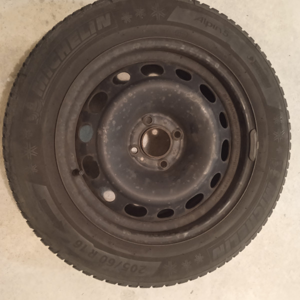 
            205/60R16 Michelin 
    

                        92
        
                    T
        
    
    Passenger car

