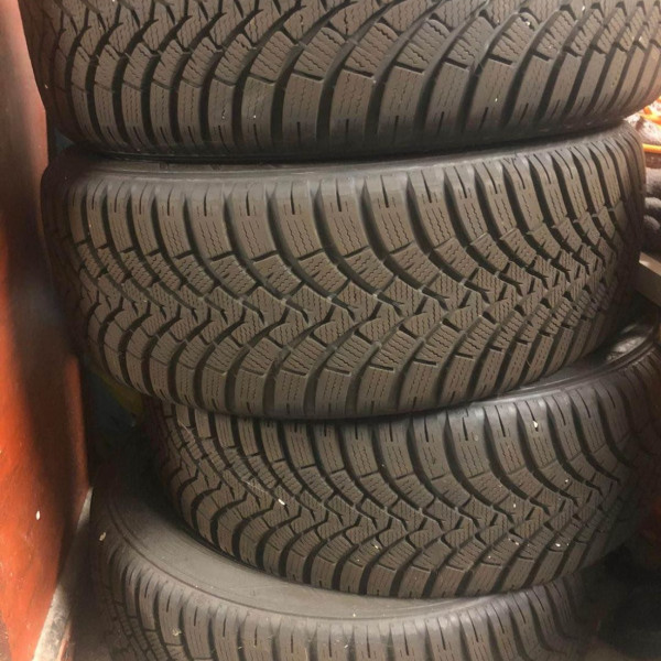 
            195/55R16 Falken Falken Eurowinter
    

                        87
        
                    H
        
    
    Masina de pasageri

