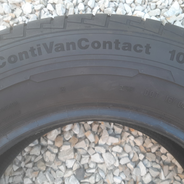 
            205/75R16 Continental ContiVanContact
    

                        113
        
                    R
        
    
    Camionnette - Utilitaire

