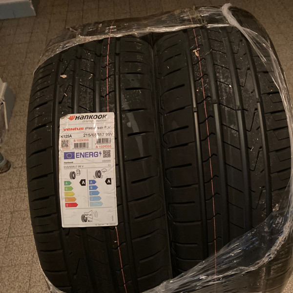 
            215/65R17 Hankook 
    

                        99
        
                    V
        
    
    

