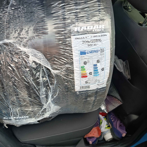 
            205/55R16 DYNAMAXX Radar Tyres DIMAX 4 SEASON
    

                        94
        
                    V
        
    
    Легковой автомобиль

