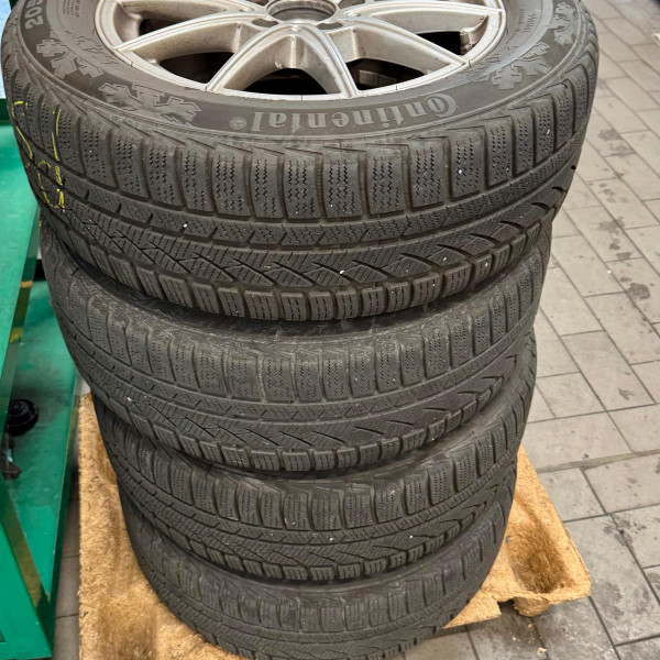 205/60R16 Continental N°4 ContiWinterContact + CERCHI MERCEDES INCLUSI
92
H
यात्री कार
