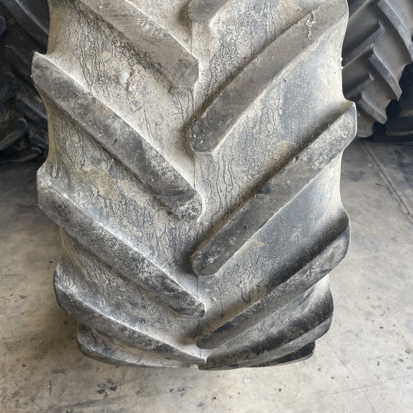 600/65R28 Michelin MACH X BIB OCC
Roue motrice