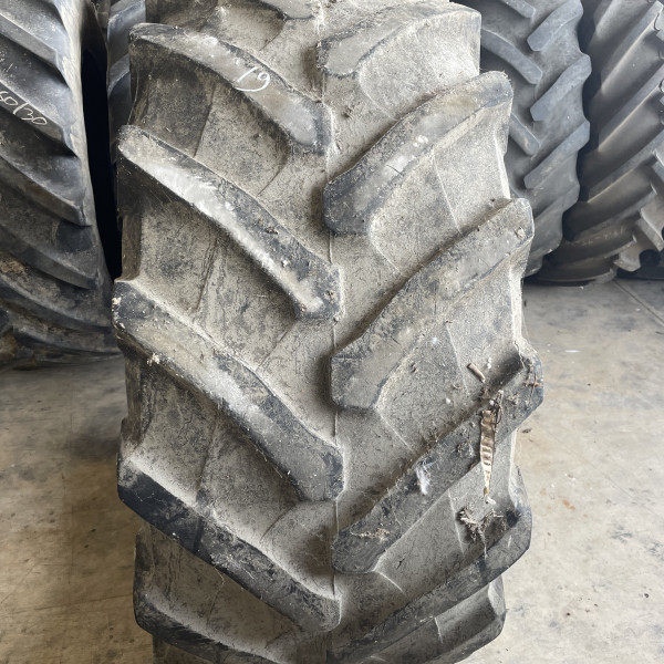 
            600/65R28 Trelleborg TM800 OCC
    

            
        
    
    驱动轮

