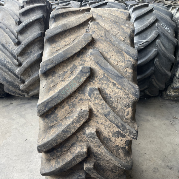 
            540/65R30 Bkt AGRIMAX RT657 OCC
    

            
        
    
    驱动轮

