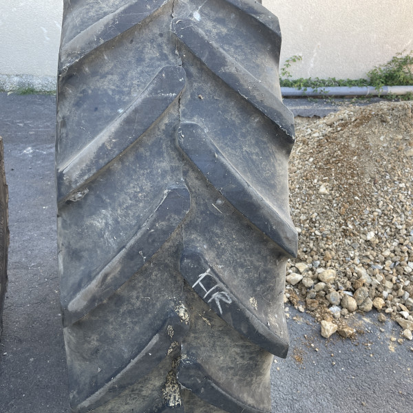 
            480/70R38 Michelin OMNIBIB OCC AR
    

            
        
    
    驱动轮

