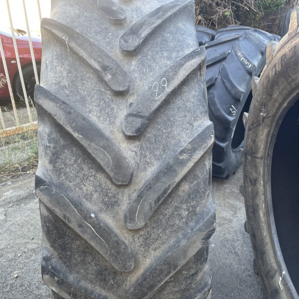 
            480/70R38 Michelin OMNIBIB OCC AR
    

            
        
    
    驱动轮

