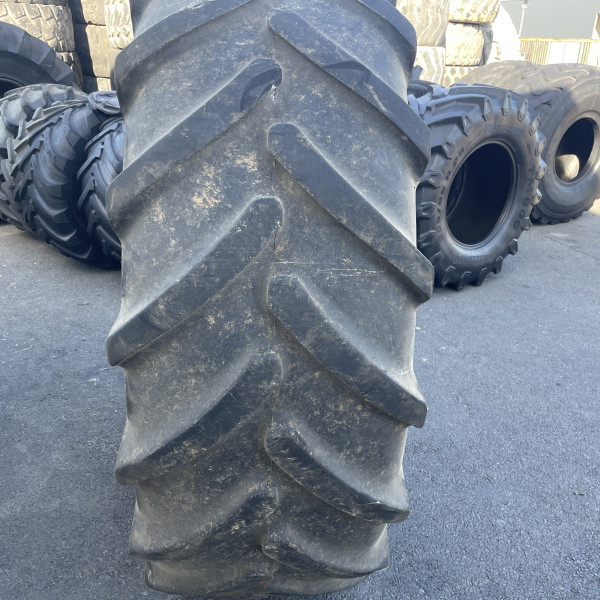 
            620/70R42 Michelin OMNIBIB AR
    

            
        
    
    驱动轮

