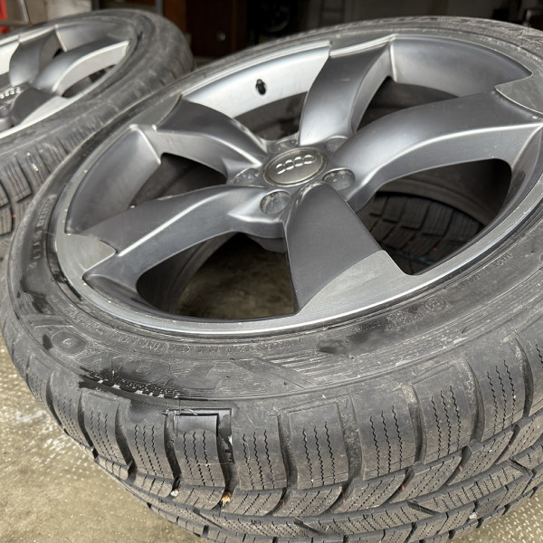 
            245/40R18 Toyo TOYO SNOWPROX S954
    

                        97
        
                    V
        
    
    Voiture de tourisme

