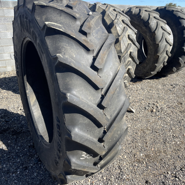 
            460/85R38 Mitas AC85 OCC
    

            
        
    
    Ruota motrice

