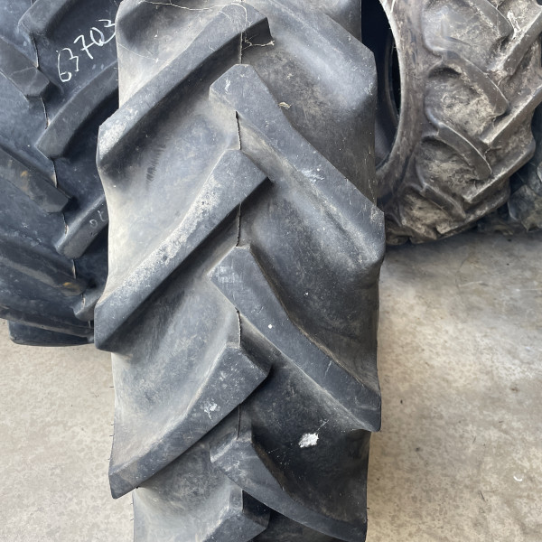 
            13.6-24 Alliance FARMPRO 324 OCC AR
    

            
                    8PR
        
    
    Ruota motrice

