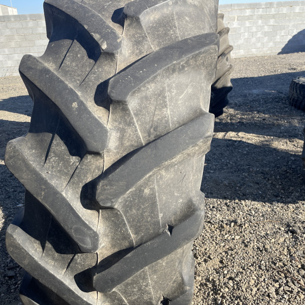 
            580/70R38 Trelleborg TM700 OCC
    

            
        
    
    Ruota motrice


