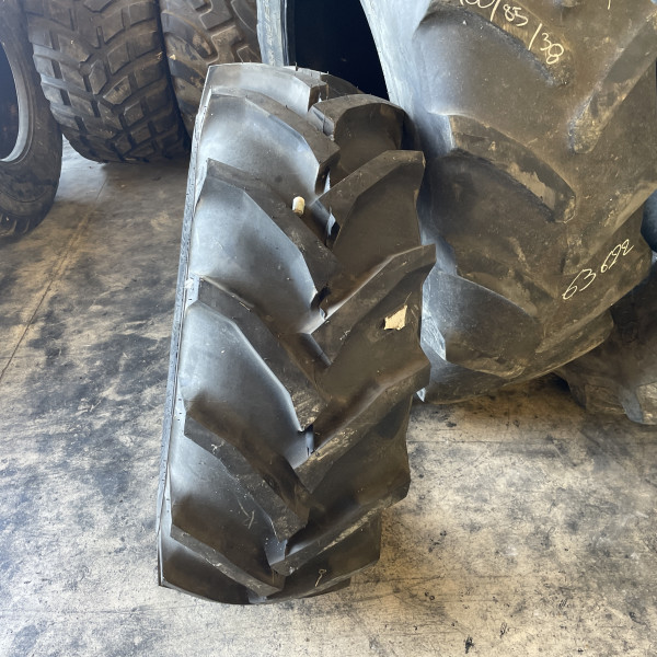 
            400/60-26.5 Trelleborg AGROFOREST OCC
    

            
                    12PR
        
    
    Roue motrice

