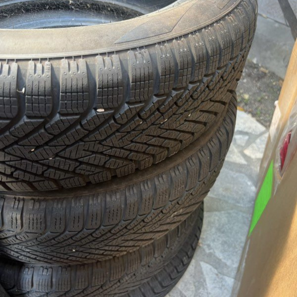 195/60R18 Pirelli
96
H
Vehículo de pasajeros