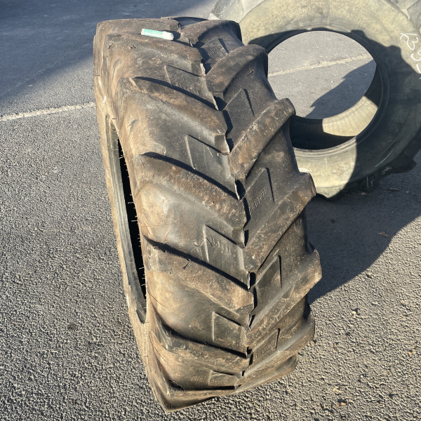 14.9/R24 Michelin AGRIBIB OCC
    
            
        
    
    Antriebsrad