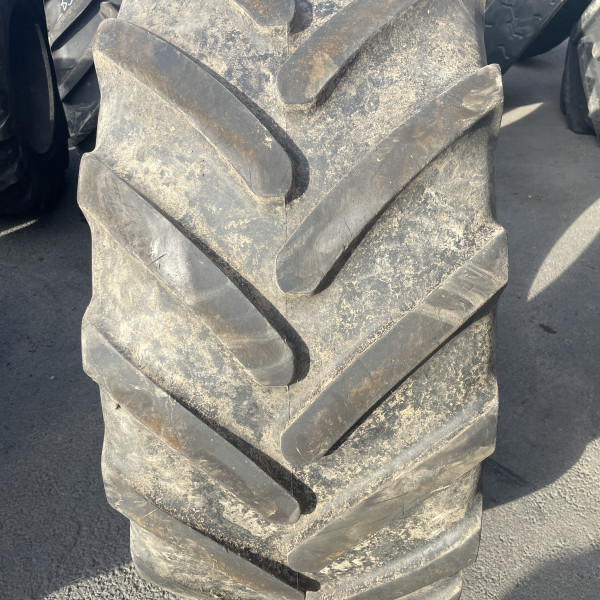 540/65R28 Michelin MULTIBIB OCC
    
            
        
    
    Antriebsrad
