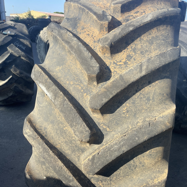 650/60R38 Michelin AXIOBIB 2 OCC
Aandrijfwiel