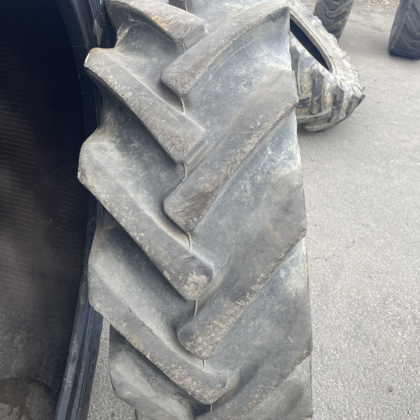 
            15.5/80-24 Goodyear SGI OCC
    

            
                    16PR
        
    
    Ведущее колесо

