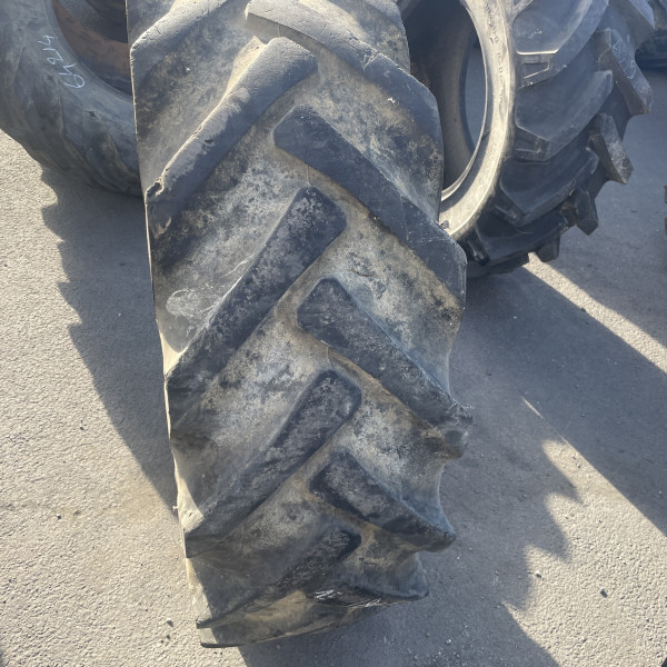 
            15.5/80-24 Goodyear SGI OCC
    

            
                    10PR
        
    
    inflatable

