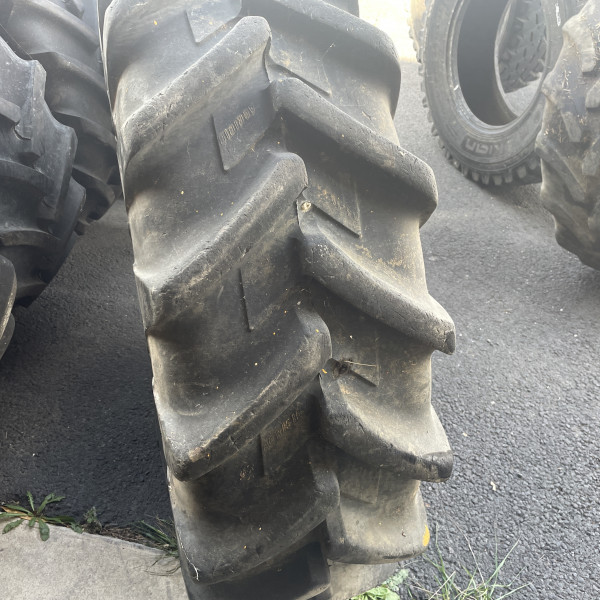 
            14.9/R24 Michelin AGRIBIB OCC AR
    

            
        
    
    Koło napędowe

