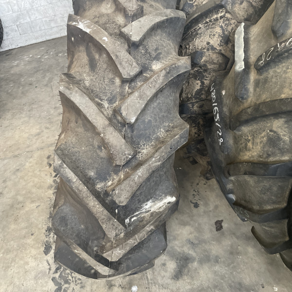 
            16.9/-24 Bkt TR 135 OCC REP OK
    

            
        
    
    Koło napędowe

