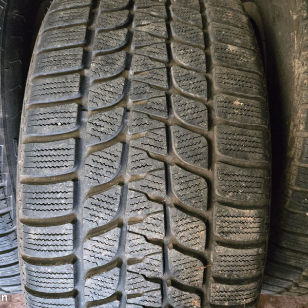
            255/50R19 Bridgestone blizzard lm-25 4x4
    

                        107
        
                    H
        
    
    4x4 SUV

