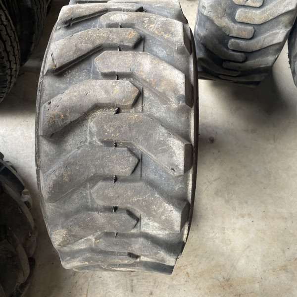 
            10/-16.5 Solideal XTRAWALL OCC
    

            
                    10PR
        
    
    nadmuchiwane

