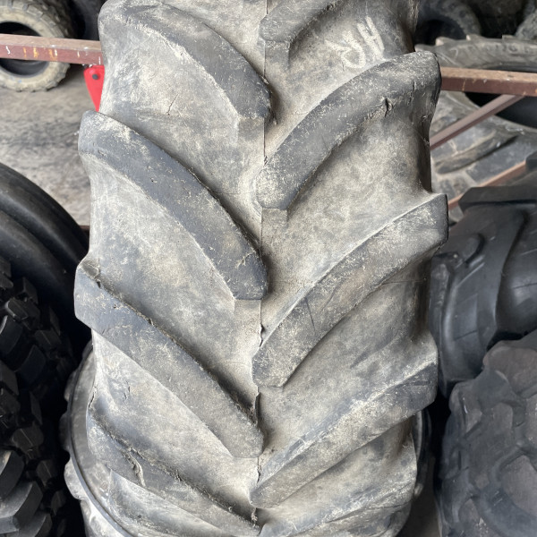 
            320/65R16 Michelin XM108 OCC REP OK
    

            
        
    
    Koło napędowe


