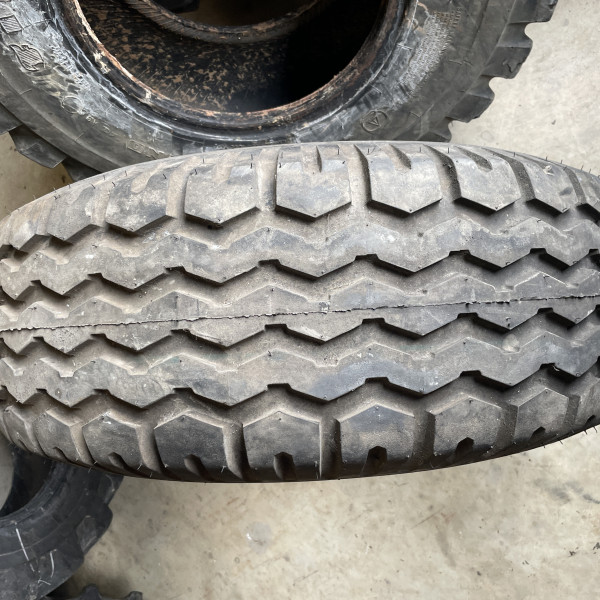 
            12.5/80-18 Alliance IMPLEMENT OCC
    

            
                    12PR
        
    
    Koło napędowe

