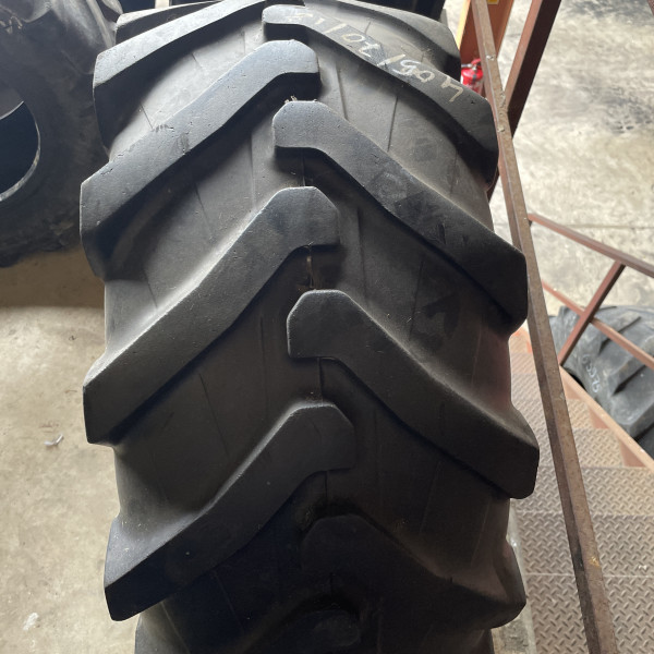 
            405/70R18 Trelleborg TH 400 OCC
    

            
        
    
    nadmuchiwane


