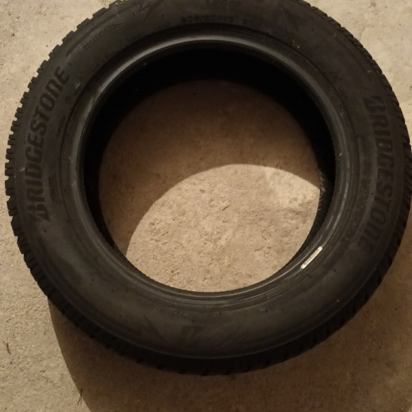 
            205/60R16 Bridgestone Daniel DUPONT
    

                        96
        
                    H
        
    
    Personenauto

