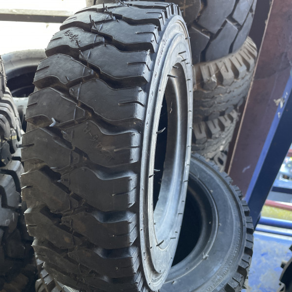 
            15/4.5-8 Trelleborg DL P OCC
    

            
                    12PR
        
    
    Luchtband

