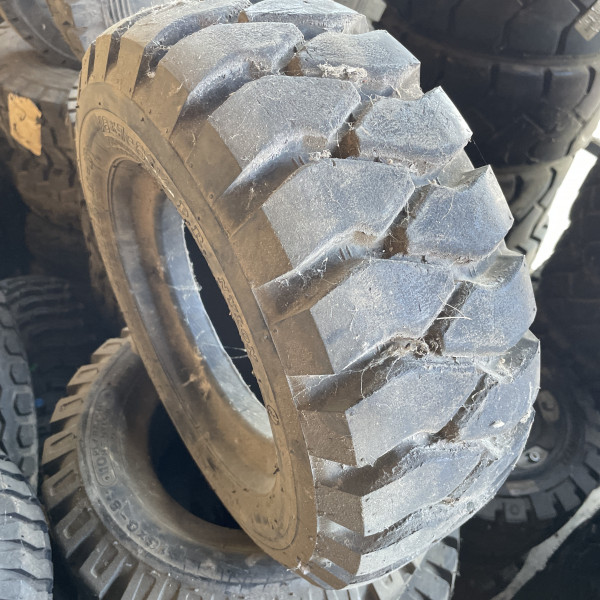 
            18/7-8 Dunlop POWER LIFTER OCC
    

            
                    14PR
        
    
    Luchtband

