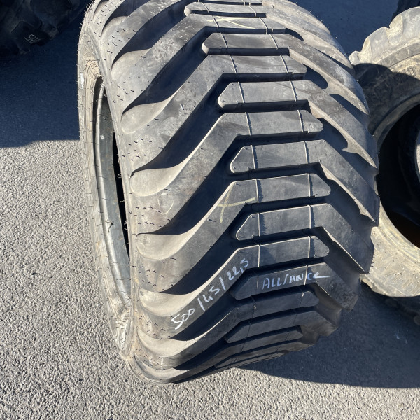 
            500/45-22.5 Alliance FLOTATION 328 OCC
    

            
                    16PR
        
    
    Ведущее колесо

