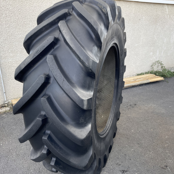 
            620/70R38 Michelin XM27 OCC
    

            
        
    
    Koło napędowe

