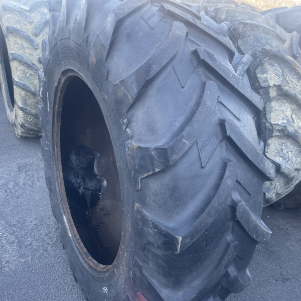 
            16.9/R34 Michelin AGRIBIB OCC AR
    

            
        
    
    Roată motoare

