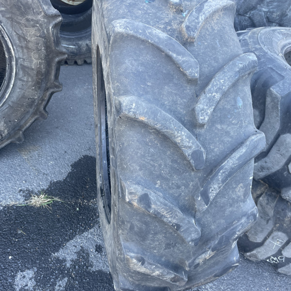 
            340/85R24 Vredestein TRAXION 85 OCC
    

            
        
    
    Gonflabil

