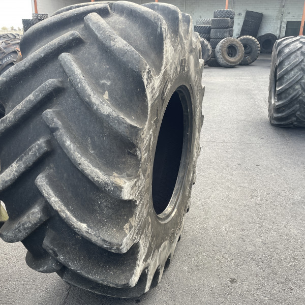 
            800/65R32 Goodyear DT822 OCC
    

            
        
    
    Koło napędowe

