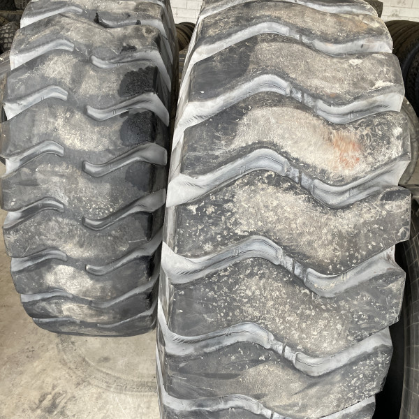 
            1800/-25 Bridgestone R-LUG OCC
    

            
                    40PR
        
    
    Nadmuchiwany

