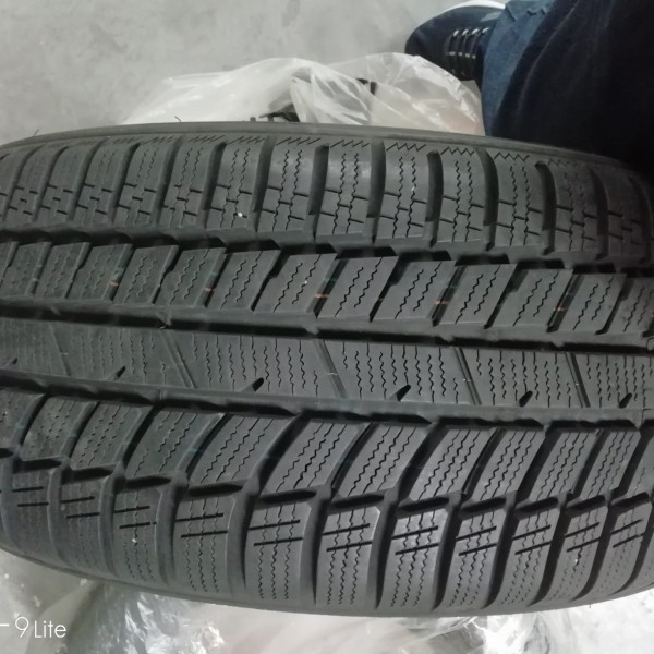 
            235/50R19 Toyo Snowprox
    

                        0
        
        
    
    4x4 SUV

