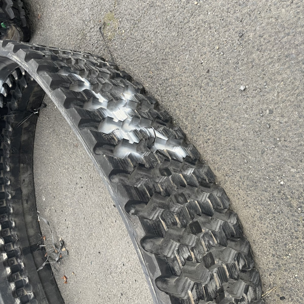     Chenille en caoutchouc CAMSO 400x86x54 SD400 BBE
