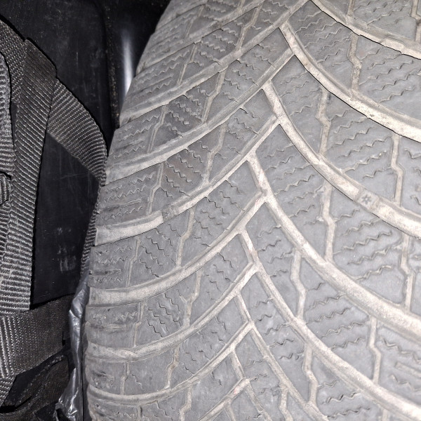 
            225/55R18 Firestone WINTERHAWK 4
    

                        102
        
                    V
        
    
    Легковой автомобиль

