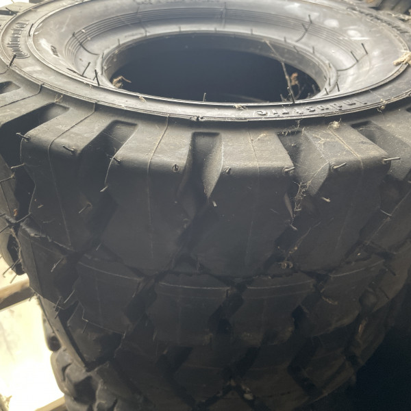 
            18/7-8 Continental IC 40 OCC
    

            
                    16PR
        
    
    Надувной

