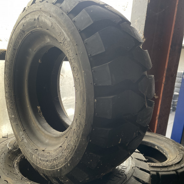 
            18/7-8 Dunlop POWER LIFTER OCC
    

            
                    14PR
        
    
    Надувной

