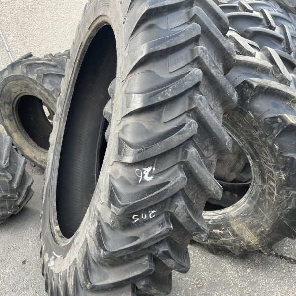 
            380/90R46 Michelin AGRIBIB RC OCC
    

            
        
    
    Ведущее колесо

