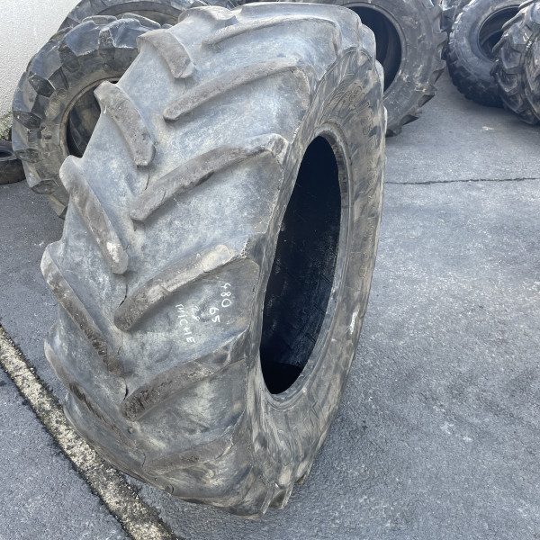 
            480/65R28 Michelin XM108 OCC REP OK
    

            
        
    
    Ведущее колесо

