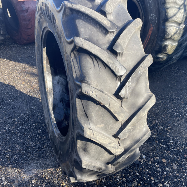 
            420/85R34 Continental AC85 OCC
    

            
        
    
    Koło napędowe

