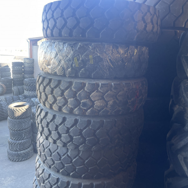 
            255/100R16 Michelin XZL OCC 9.00x16
    

                        126
        
                    K
        
    
    निर्माण स्थल / वर्कसाइट


